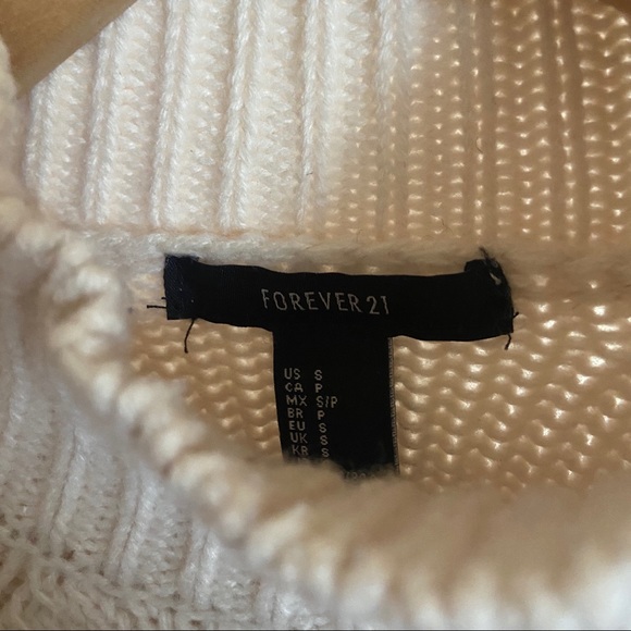 SOLD Forever 21 White Crop Mock Neck Sweater - Picture 5 of 5